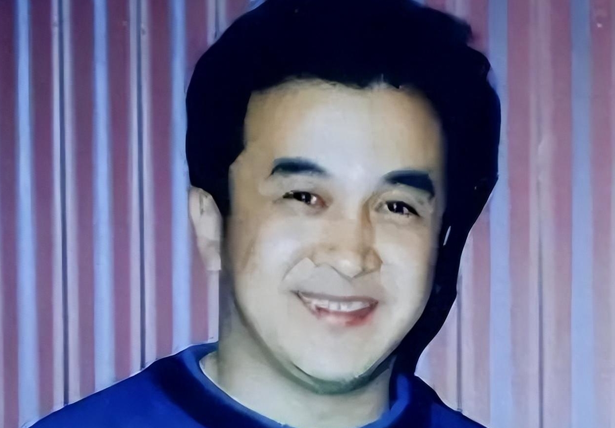 八一电影厂老厂长黄宏,曾传言上午离职下午被带走,现在怎么样?