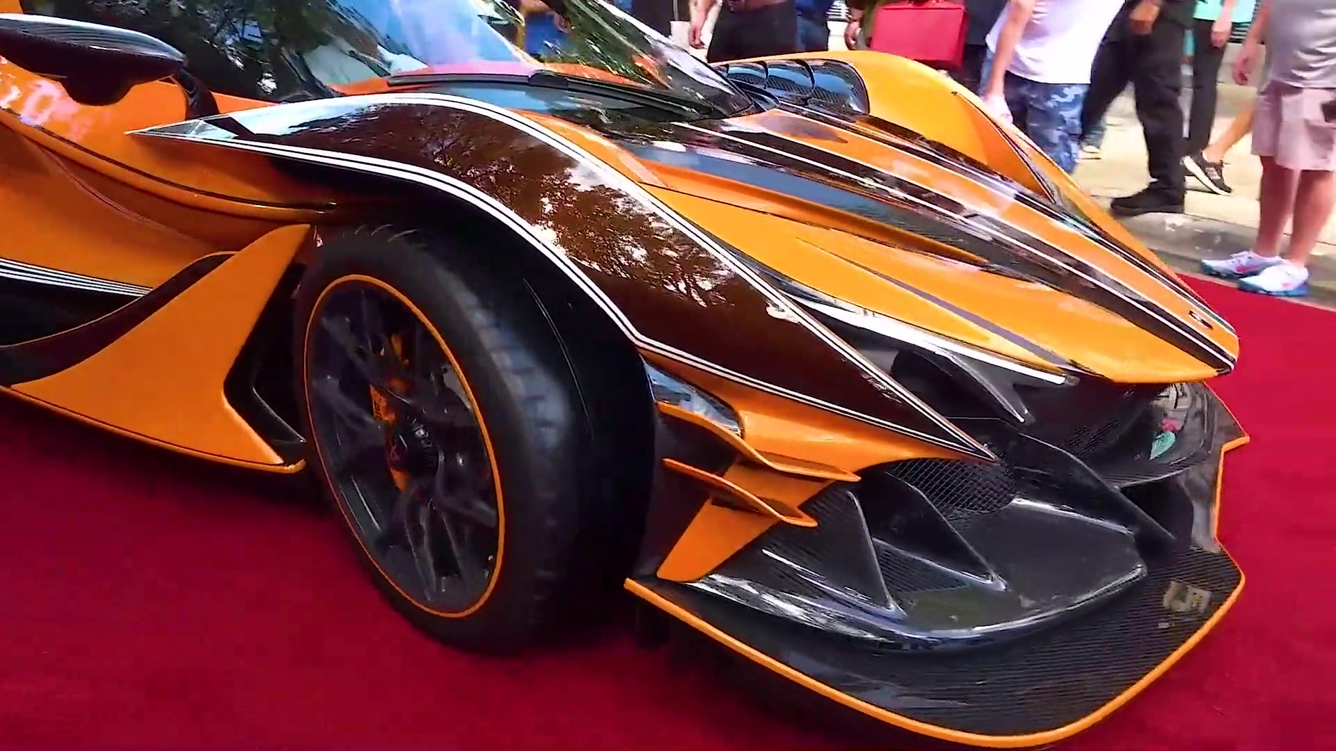 理由阿波罗顶级超跑