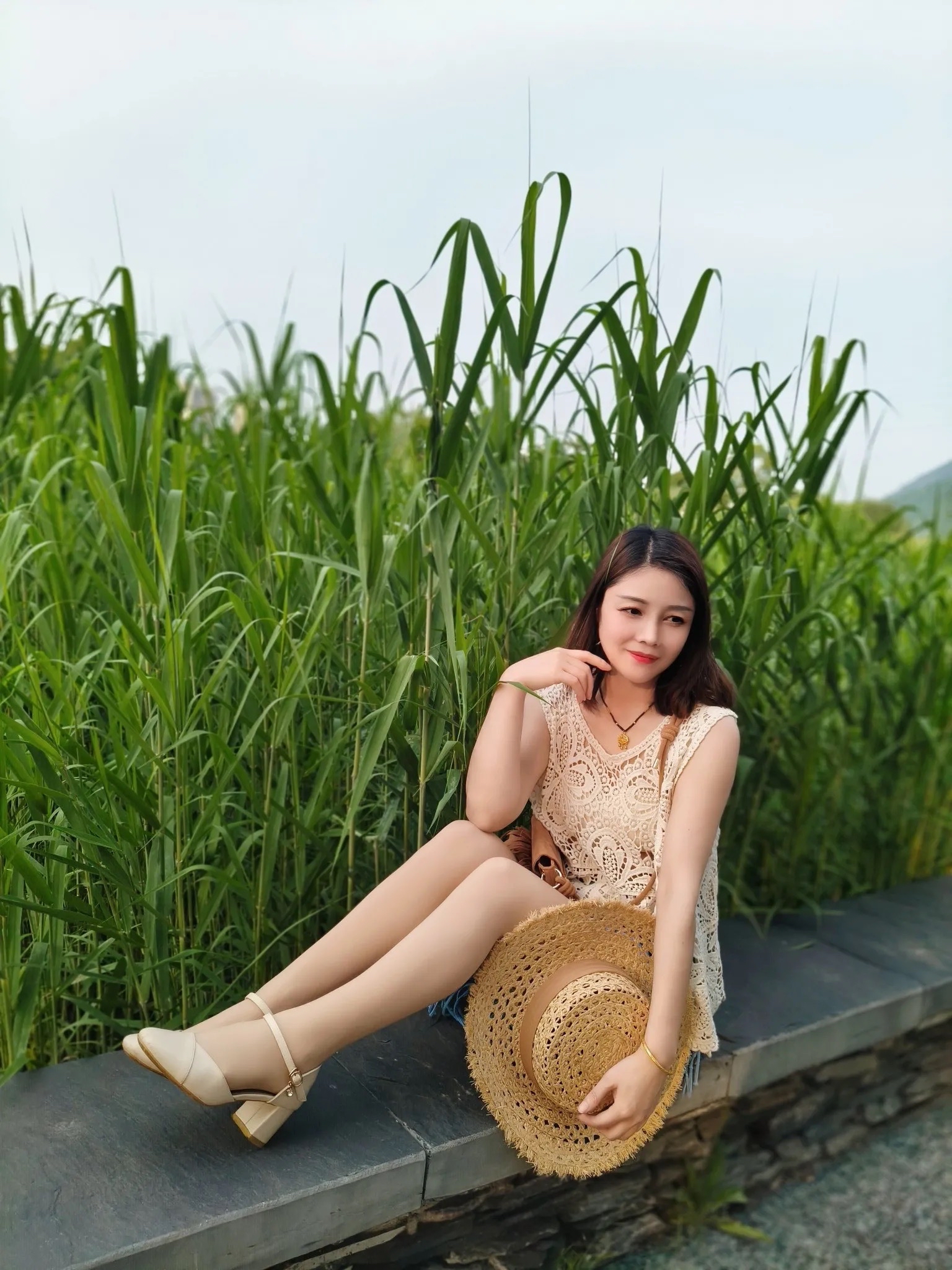 性感美女# 漂亮的女生拍照就是好看!#动态连更挑战