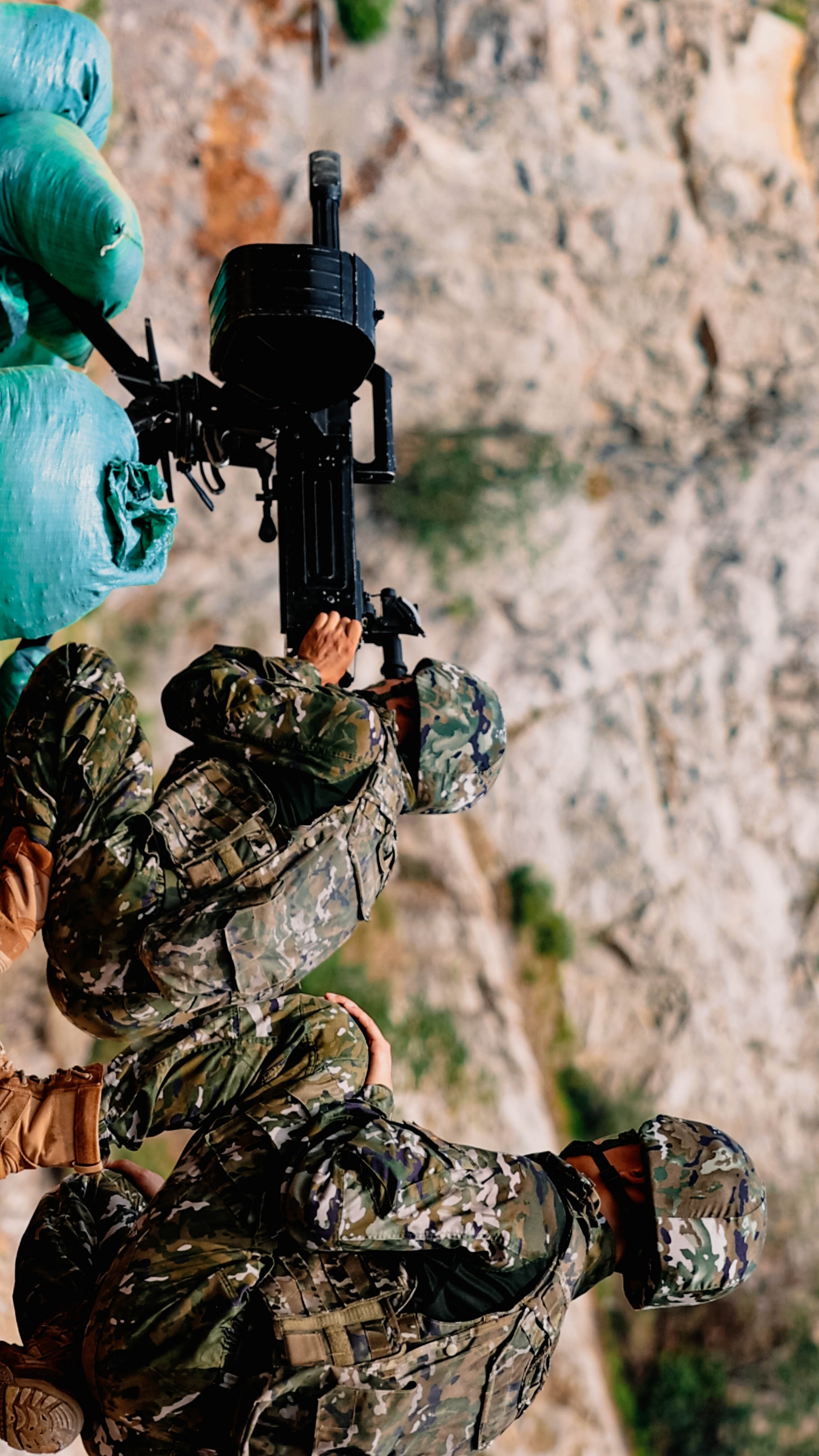 榴弹发射器  pap机动兵力重火力射击训练  qlz-04式自动榴弹发射器