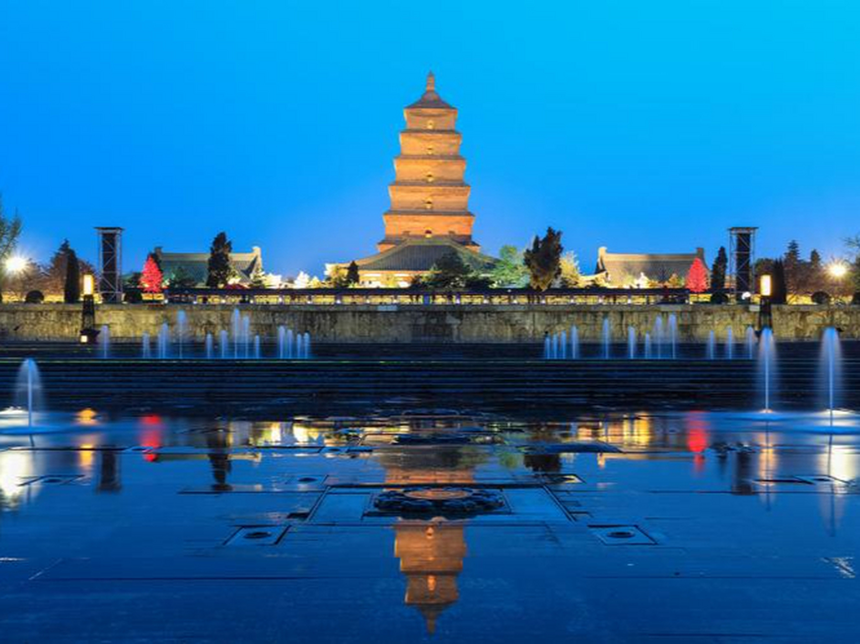 来我的家乡玩一夏#西安大雁塔:这座千年古塔,不仅是西安的标志性建筑