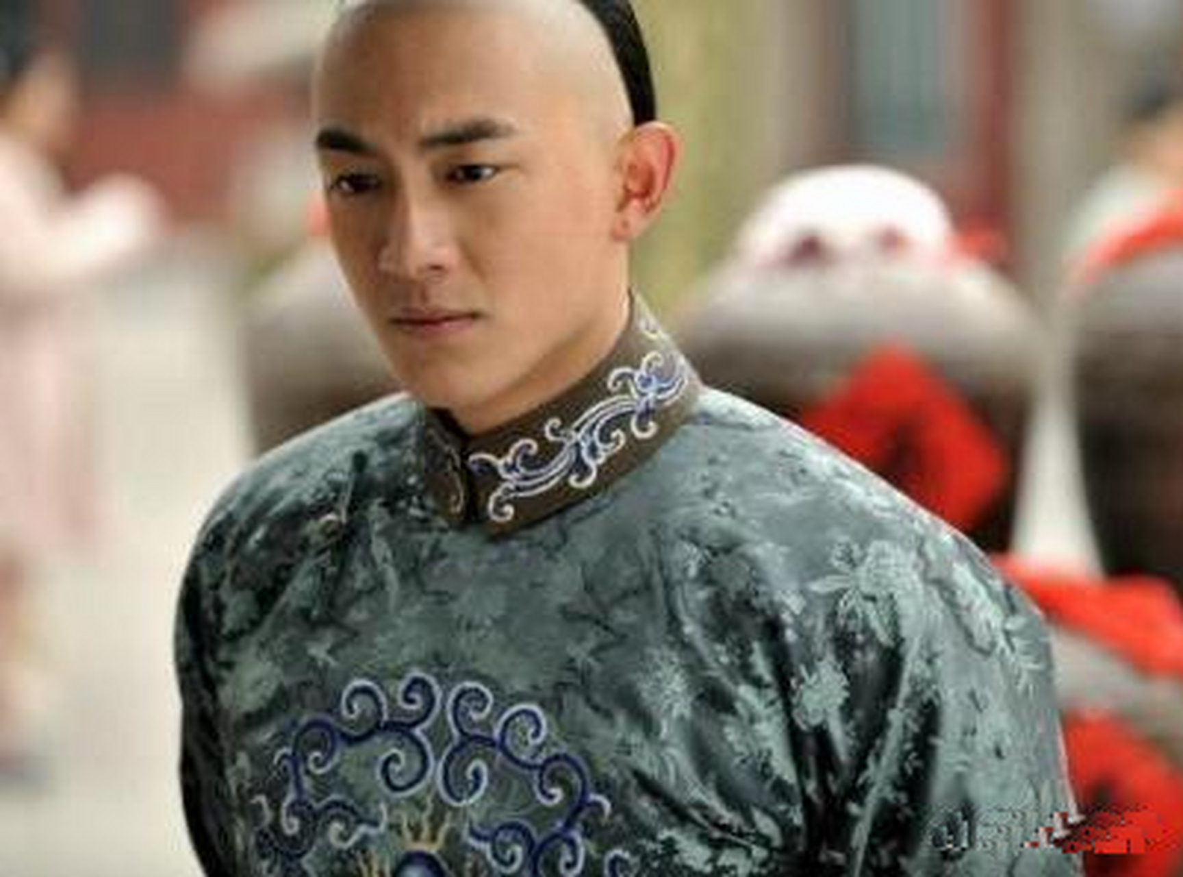 看到《步步惊心》里十四阿哥林更新,感觉那时候他还是愣头青了!