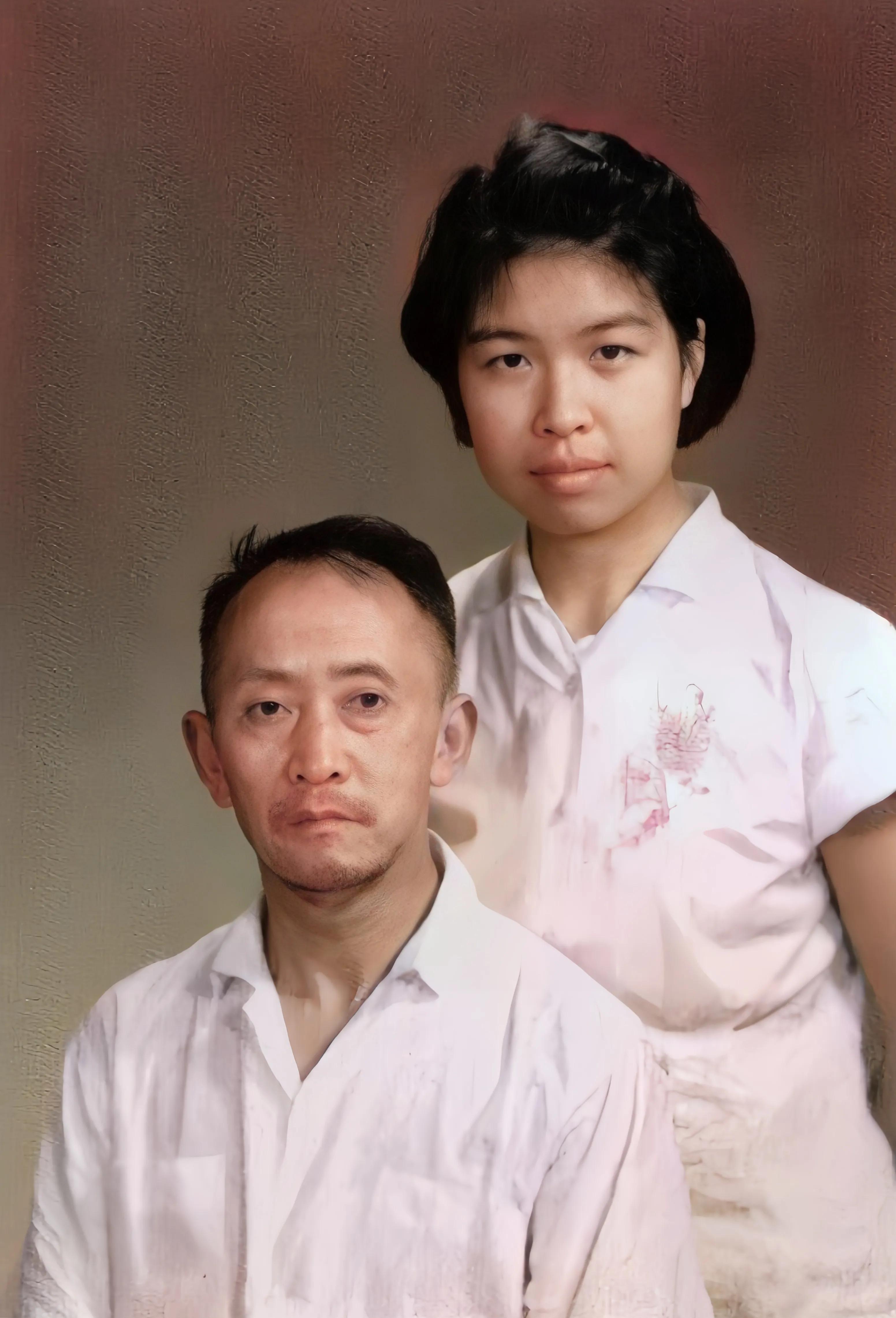 他当过朱总的马夫,替彭总送信受重伤,拖着残腿背着曾志的幼女陶斯亮