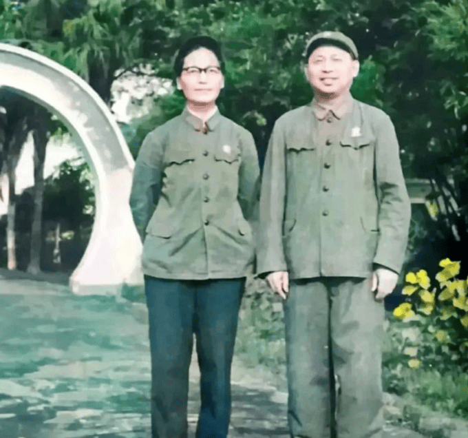 红极一时的张平:5岁丧母,早年当搬运工,妻子也是著名演员