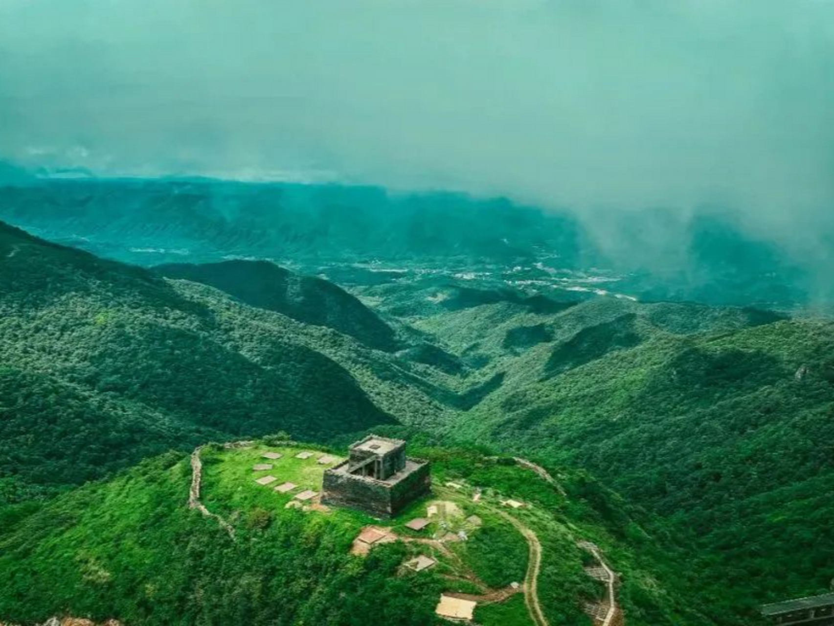 来我的家乡玩一夏#荆门绿林山:以著名的"绿林起义"而闻名于世.