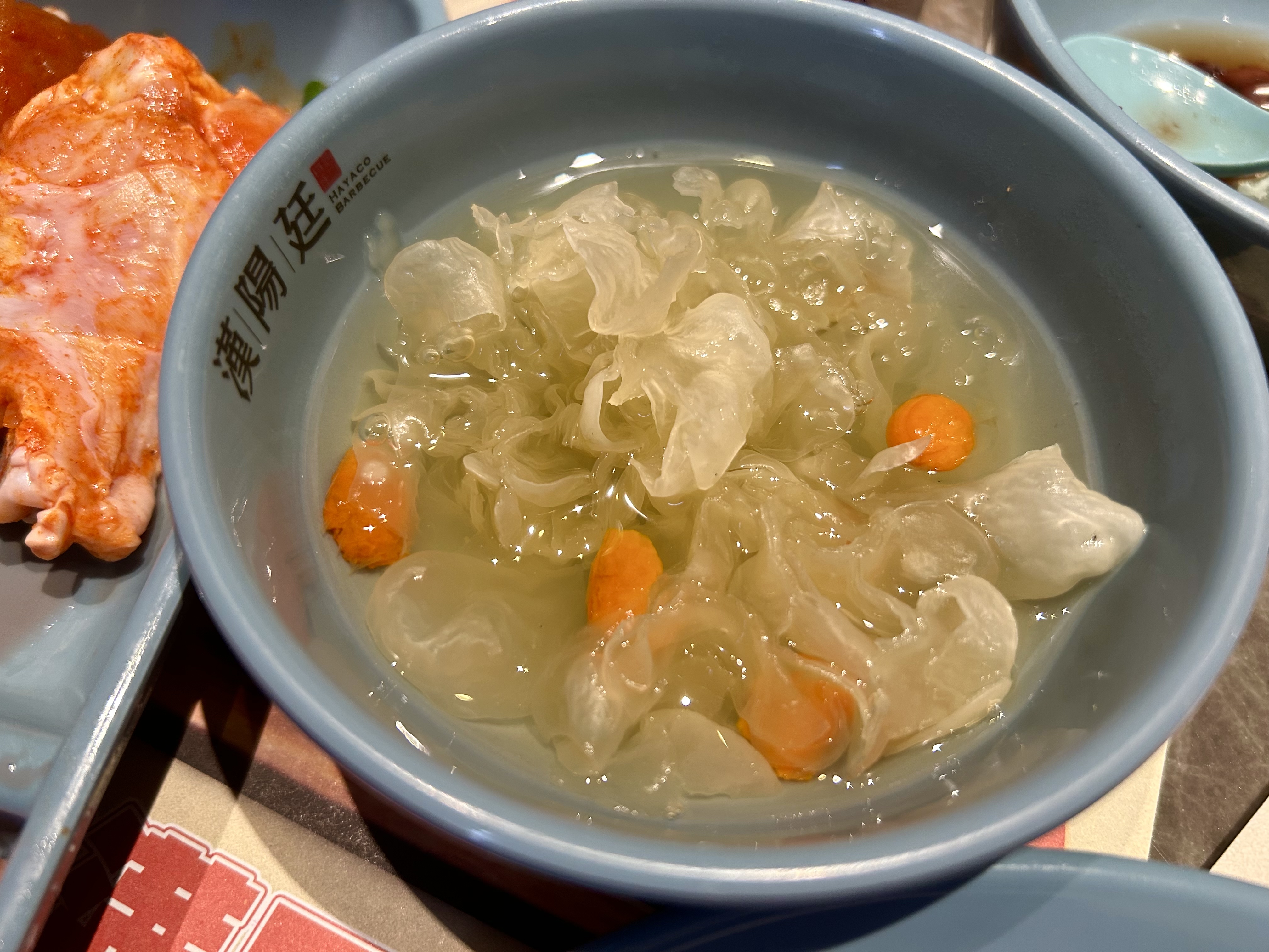 似乎现在的人走动得越来越少了,小时候经常见父母在