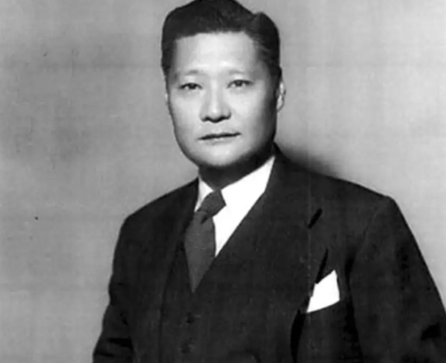 袁永熹和叶公超:本是最美的师生恋,丈夫却爱上堂妹,她出走40年
