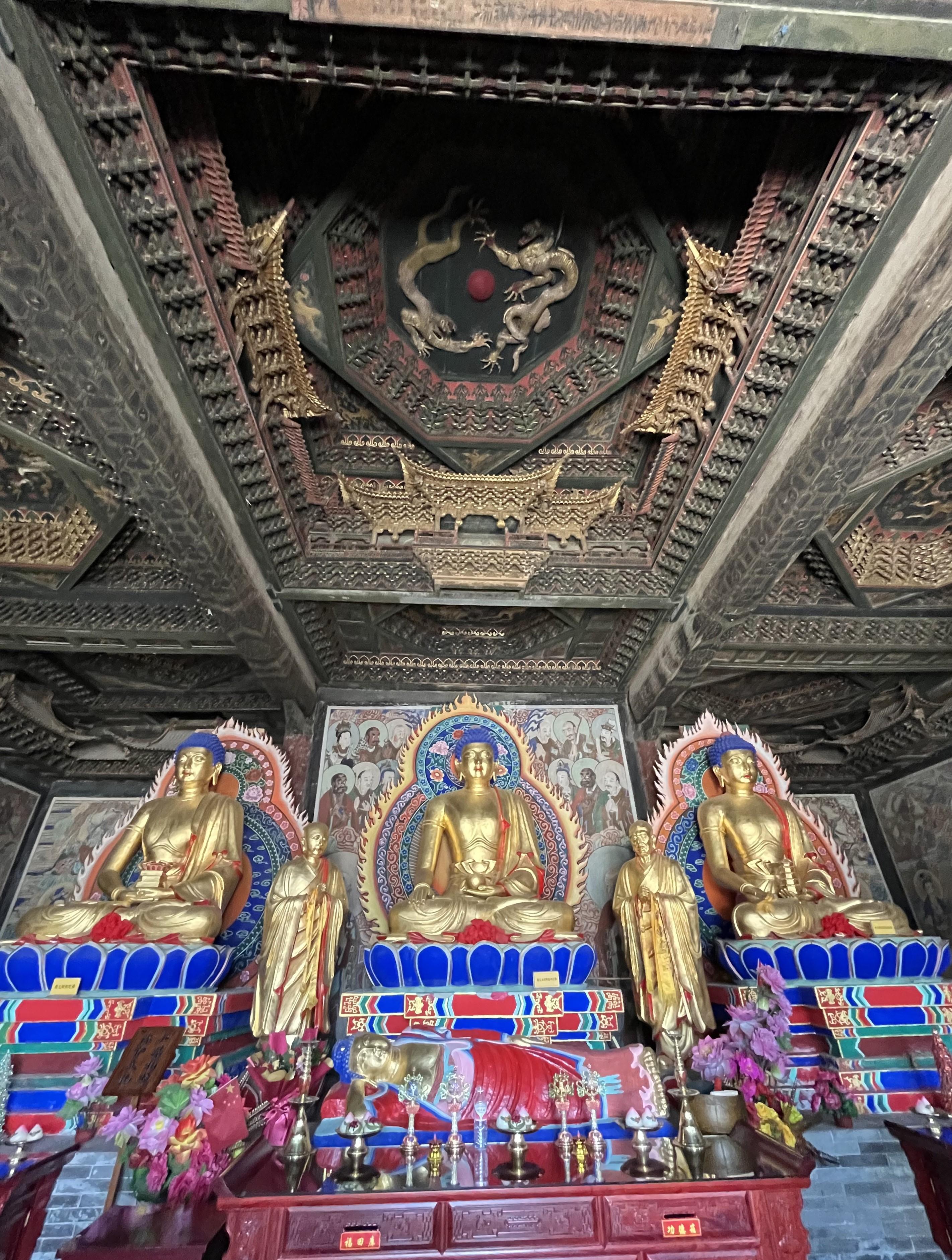 应县三宝——应县木塔,净土寺藻井和石狮