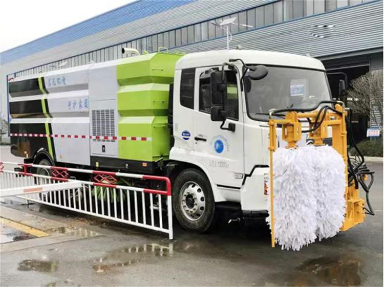 高速路护栏清洗机介绍