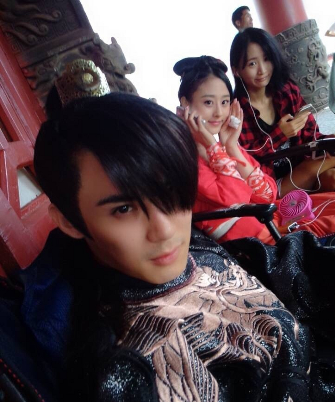 任嘉伦与聂欢夫妇