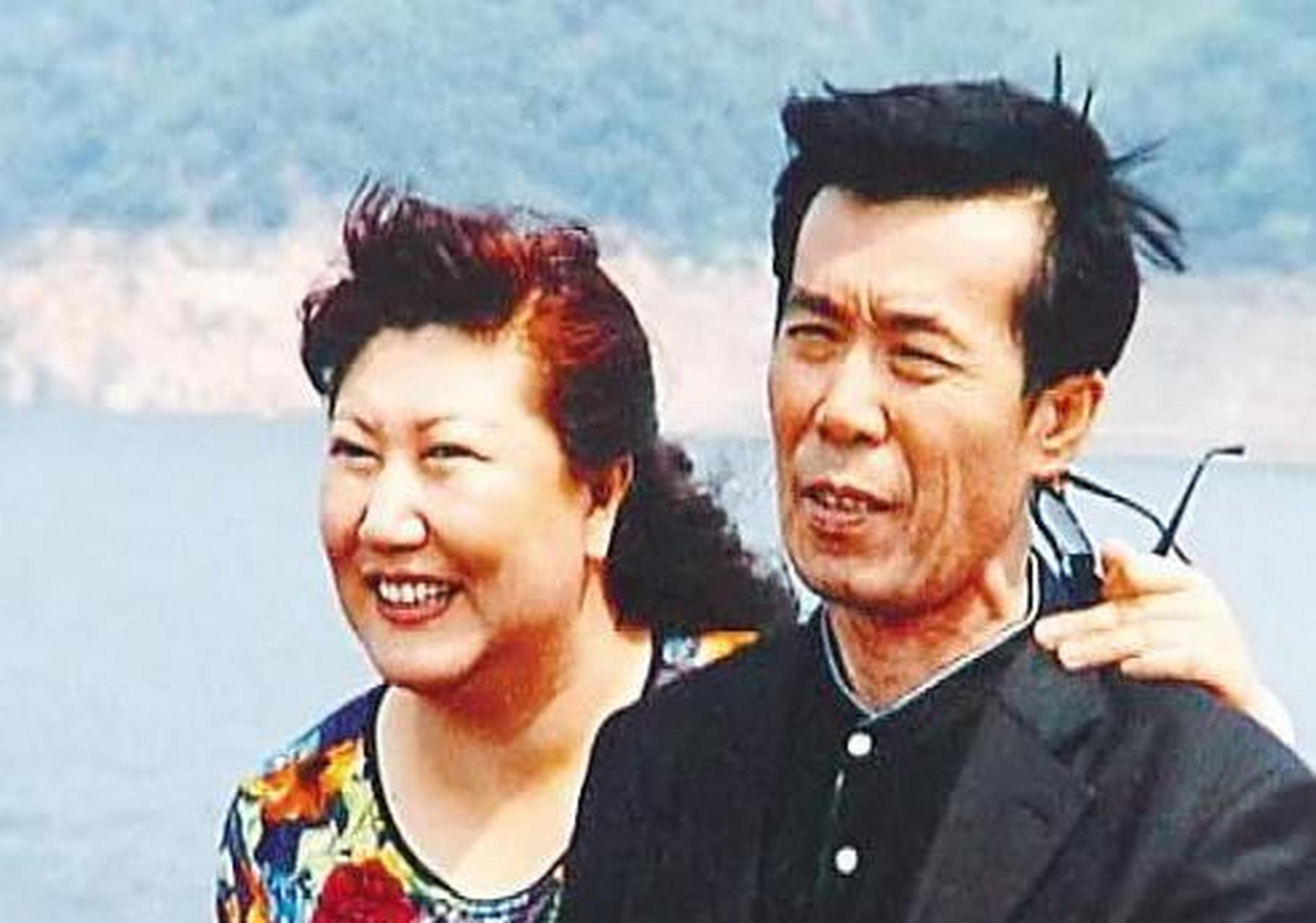 2005年,高秀敏突发心脏病去世,留下了长春,北京,珠海的7套房产和不少