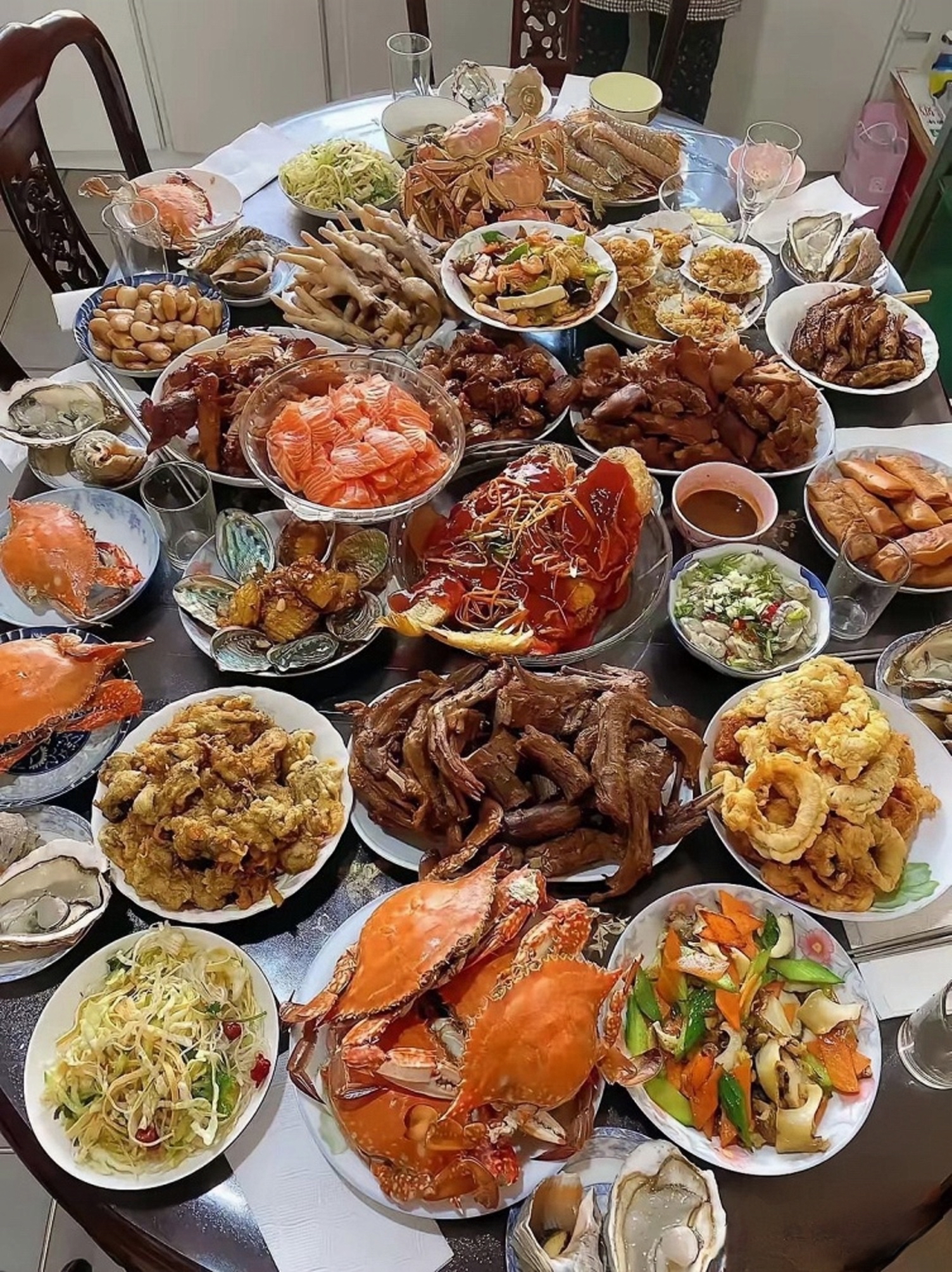 热点引擎一大桌子菜图片真实高档一桌菜图片高清一大桌菜满桌子菜