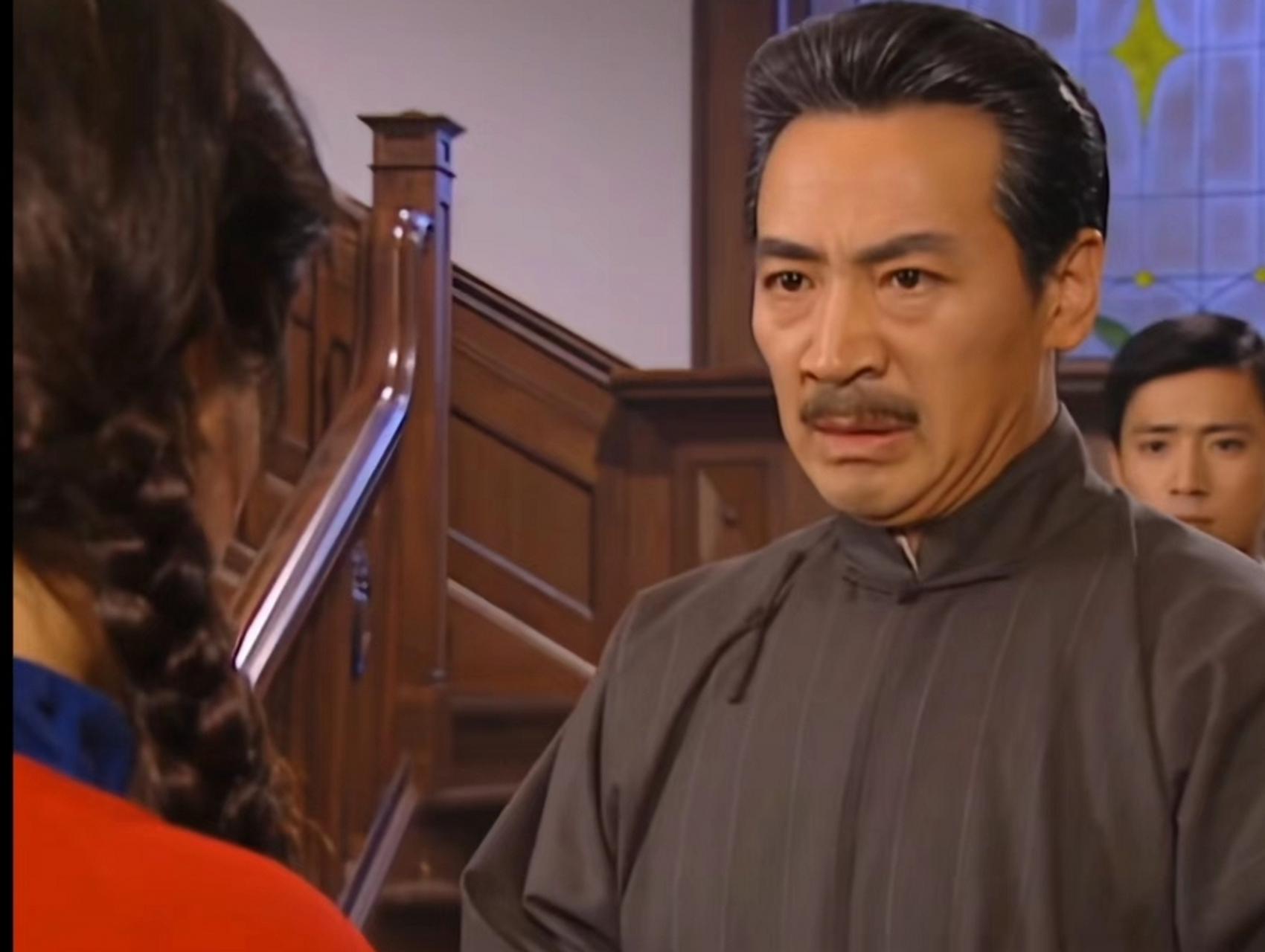 陆振华每次吃饭是真夹不到菜,难怪老喜欢发脾气![偷笑][偷笑]