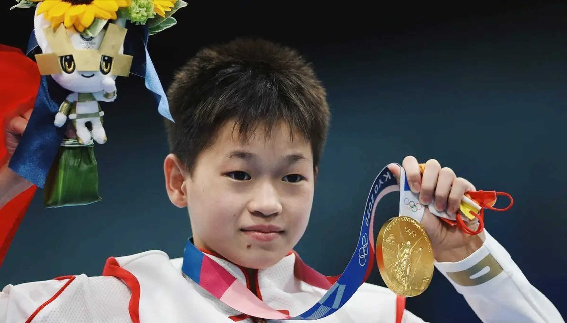 全红婵(跳水项目,17岁)  02.孙颖莎(乒乓球项目,24岁)  03.