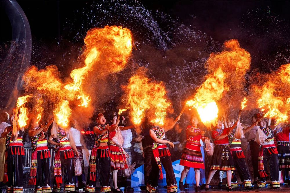 水火交融点燃激情盛宴,景谷2024年火把节精彩活动等你来!