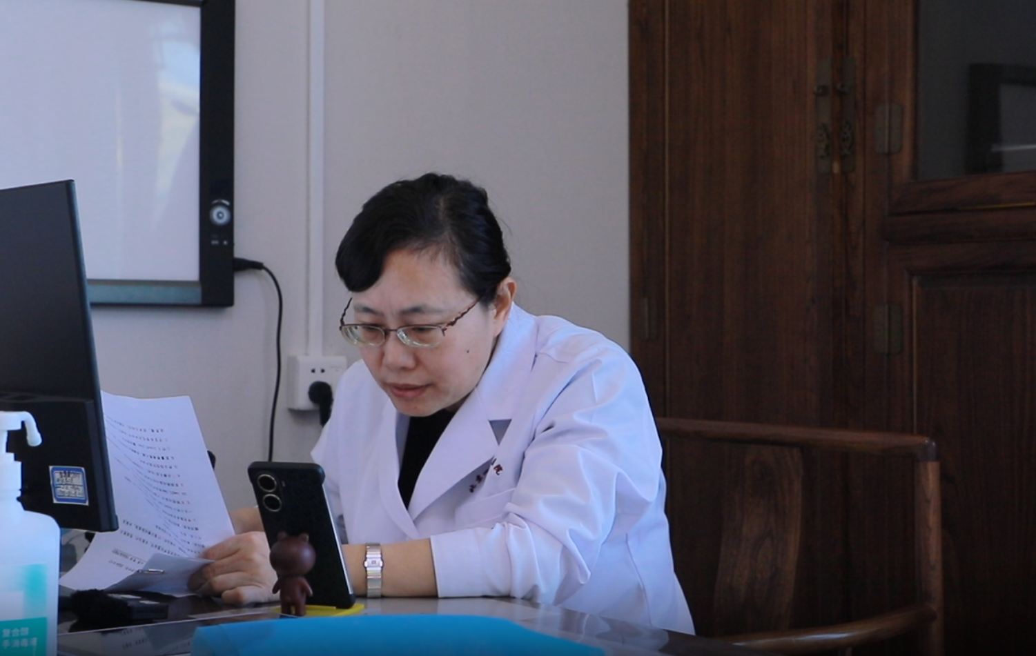 观察了6年,8毫米的甲状腺结节长到2厘米该怎么办?