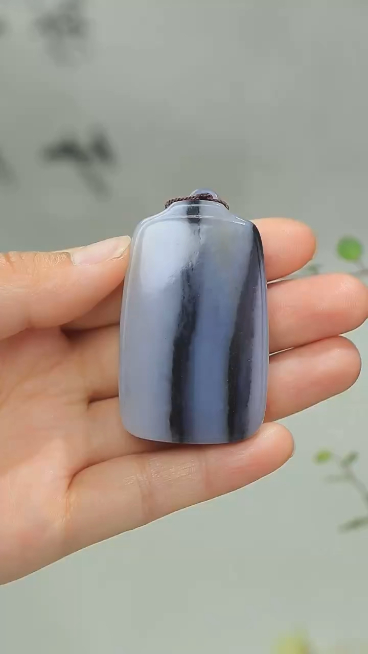 新疆和田玉籽料青花无事牌