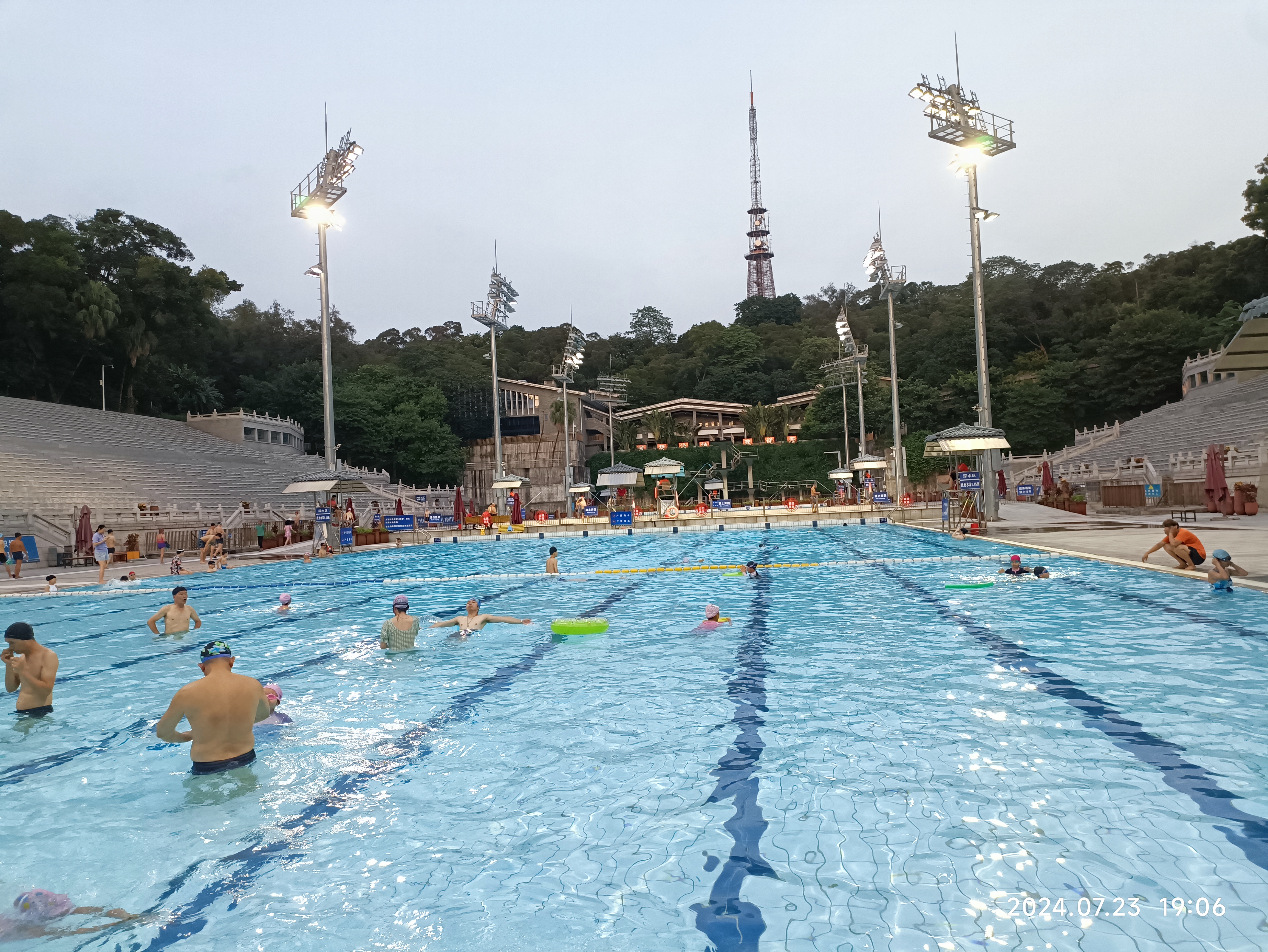 越秀公园游泳池门票图片