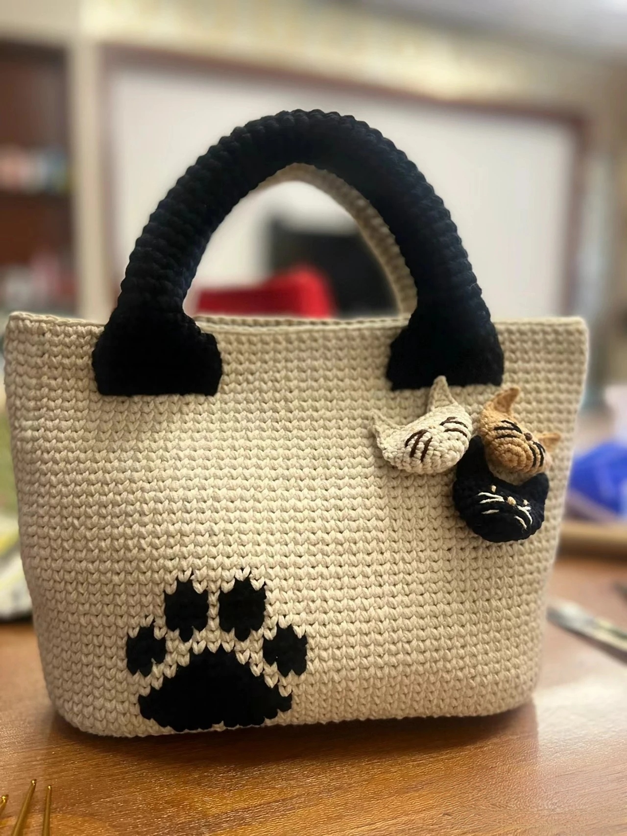 手工钩织:双面猫咪包包