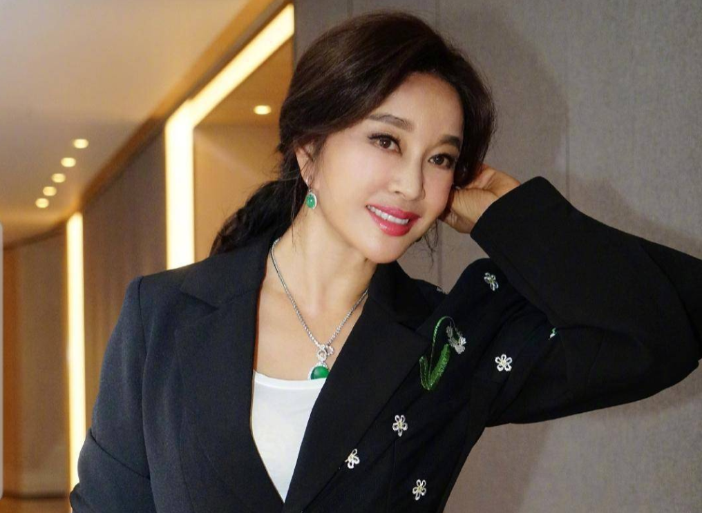 刘晓庆:最大遗憾并不是与陈国军的离婚,而是被宁静夺走的姜文