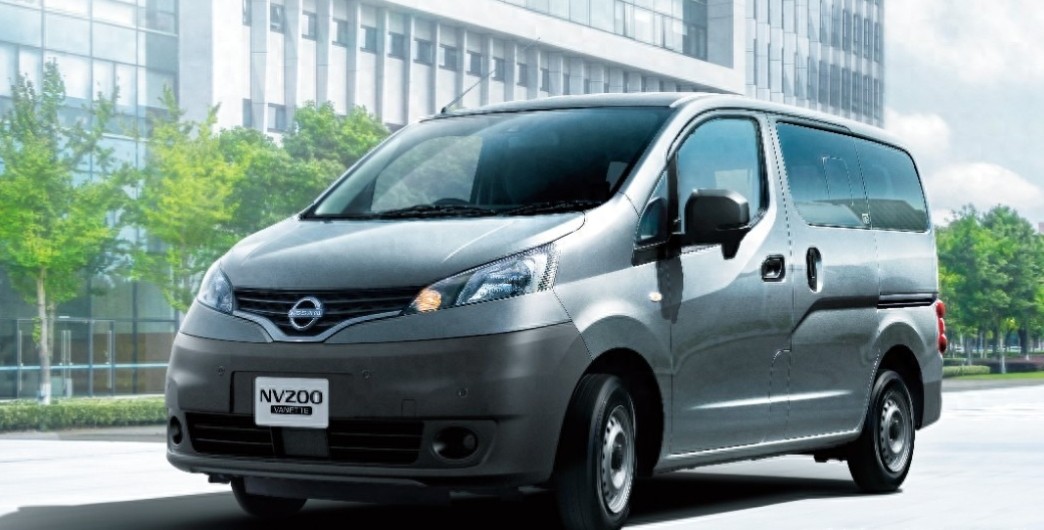 新款日产nv200在日本上市,起售价约10.4万元,多种版本可选