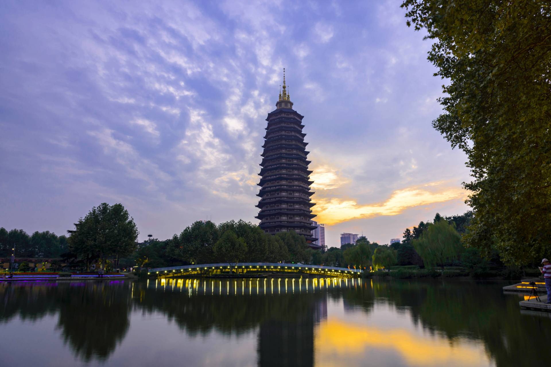 夏日闪光旅行家# 常州天宁宝塔,作为常州的地标性建筑之一,不仅凸观