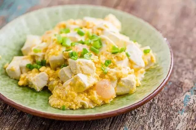 咸鸭蛋的15种吃法,解锁餐桌新风味,你试过几种?