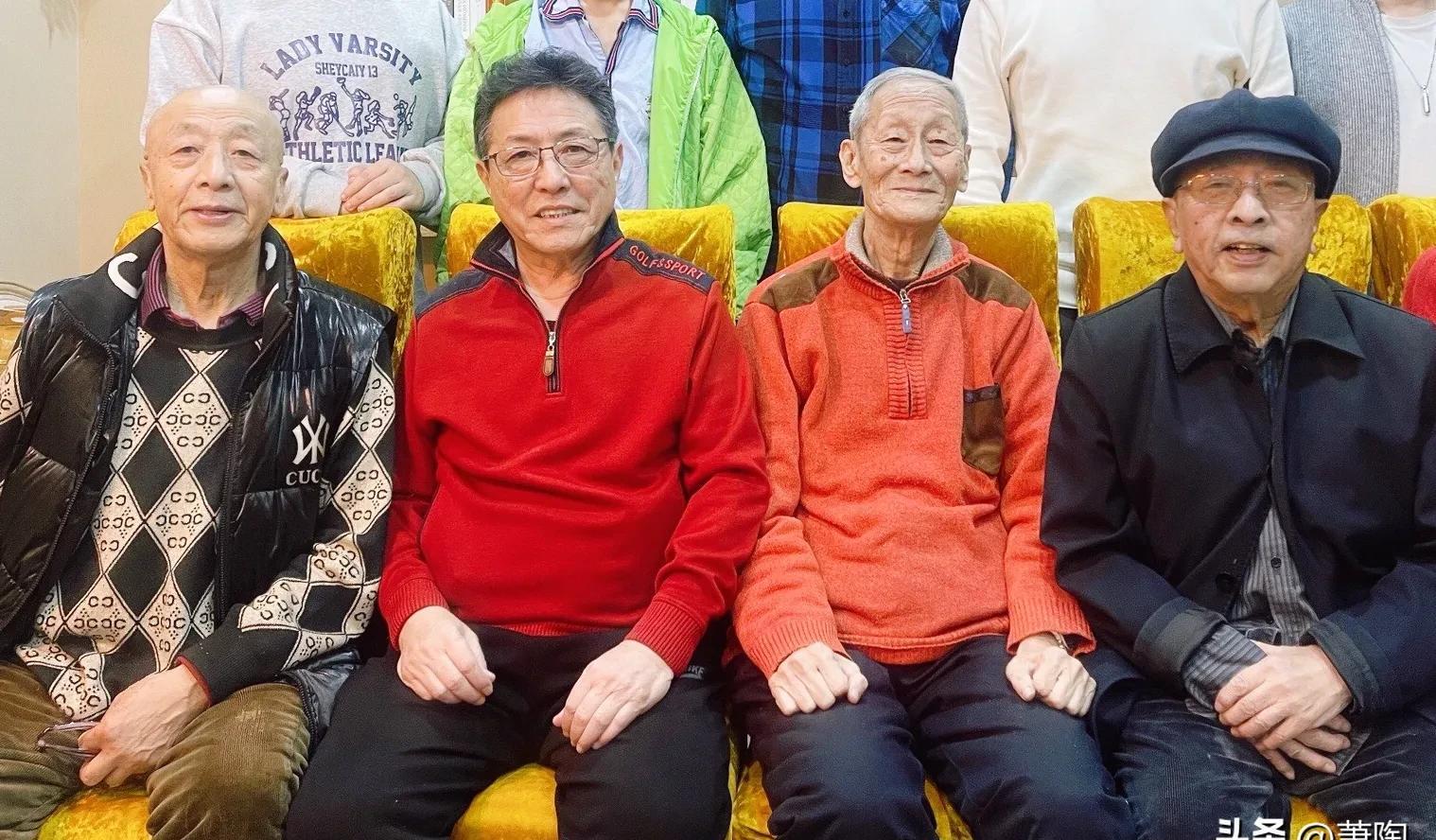 就在不久前,九爷常宝丰在他的个人社交媒体账号上发布了两张合影,这两