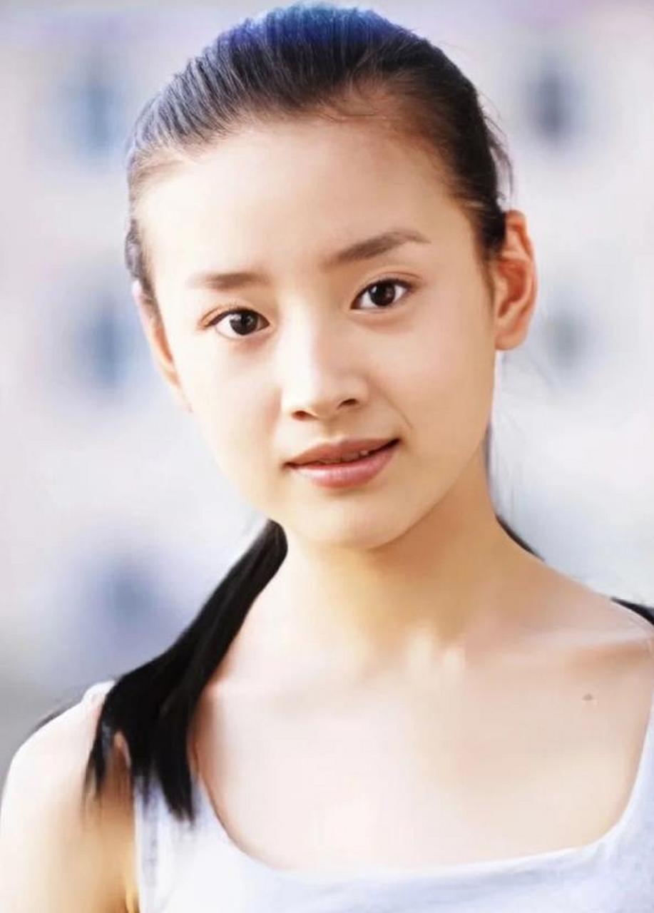 董洁年轻时候还是很美的