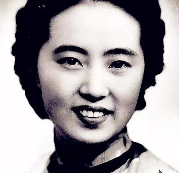 清华才子罗隆基,为追求张幼仪与妻子离婚,张幼仪:你不配!