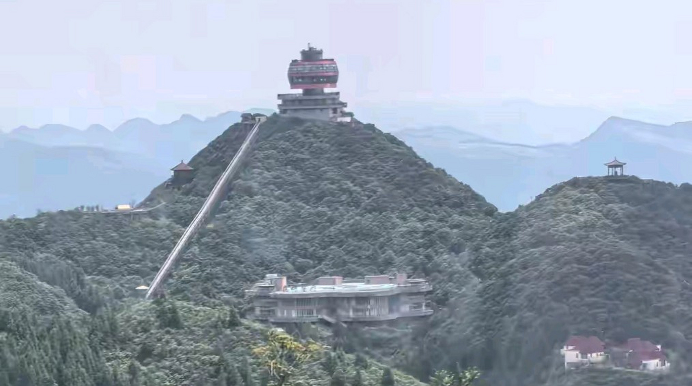 说起六盘水的梅花山,那可真是个让人心旷神怡的好地方!