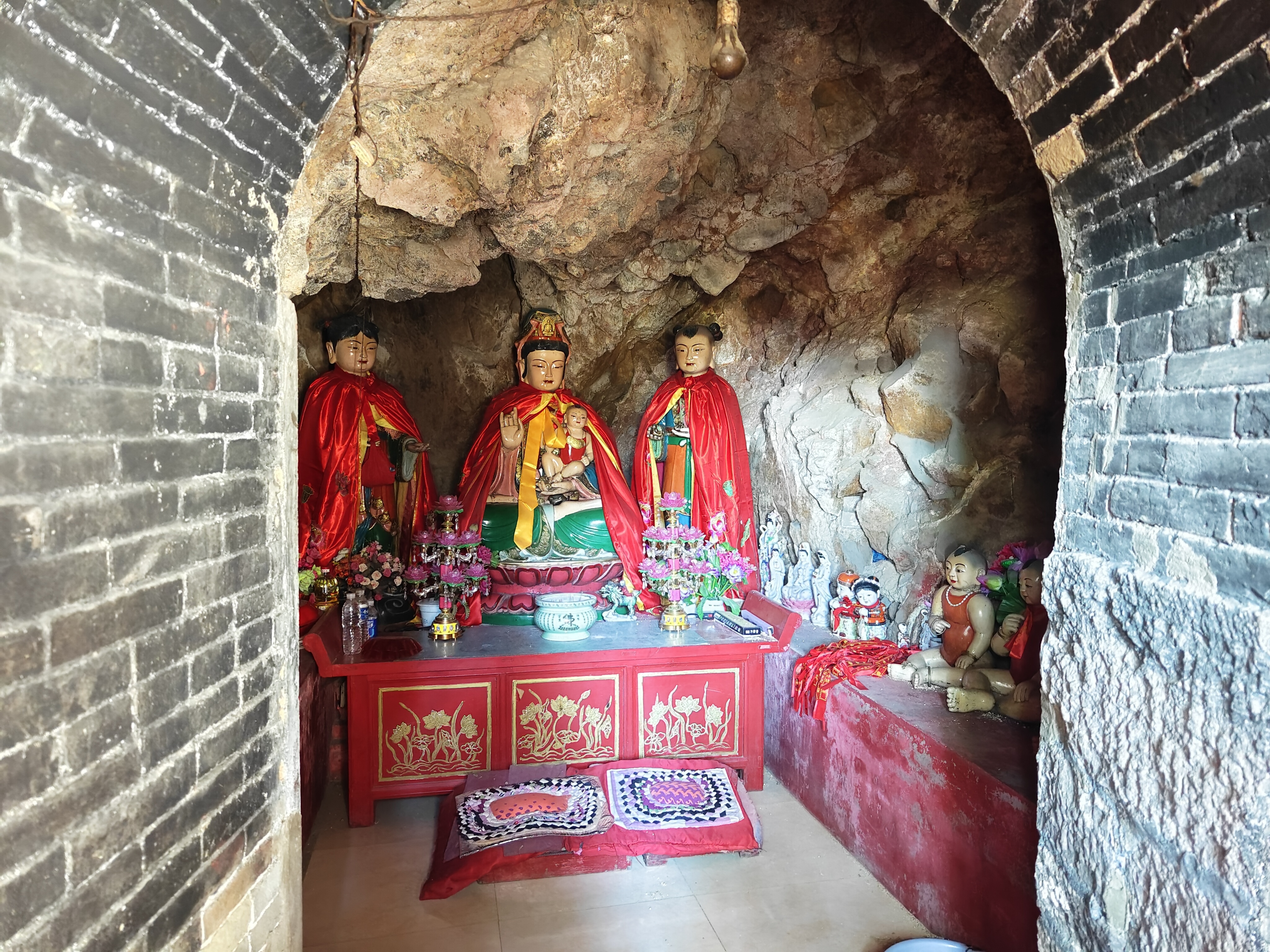 赐儿山腰的云泉寺,塞北张家口大好河山一览无余!