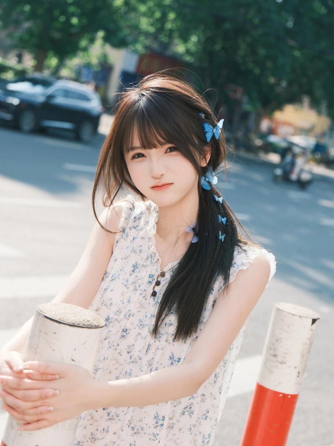 春天是你 夏天也是你#养眼美女# #清纯甜美女孩# #甜妹