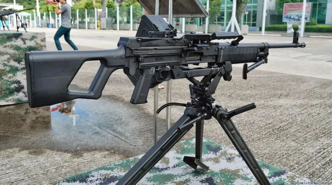 qjy88式5.8毫米通用机枪,服役8年后被放弃