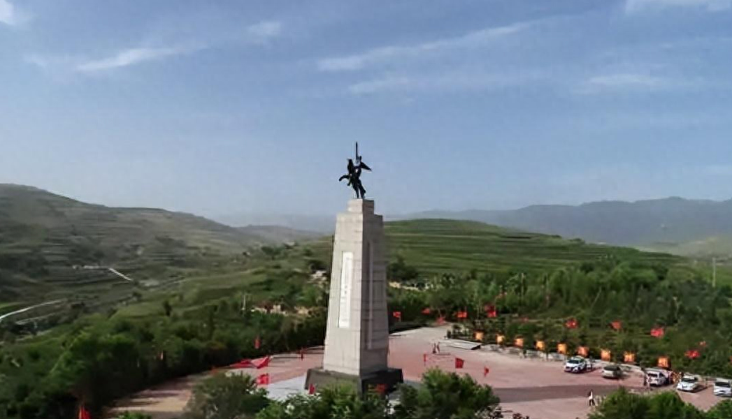 红军长征翻越六盘山:青石嘴伏击战与红军骑兵侦察连的崛起