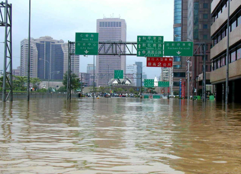 福建浙江等11省份地区发布暴雨黄色预警,台湾东部南部有特大暴雨