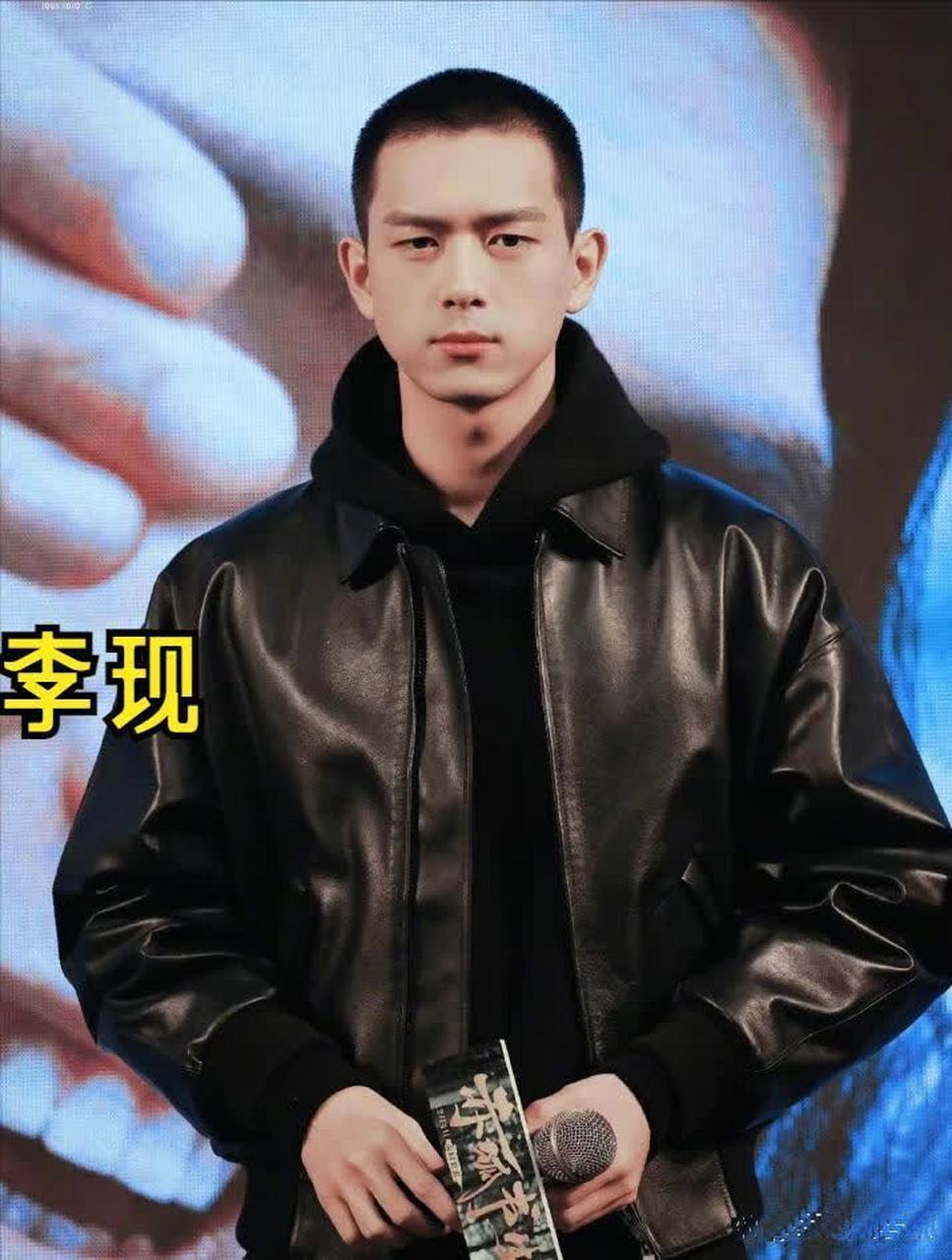 寸头是一种极具挑战性的发型