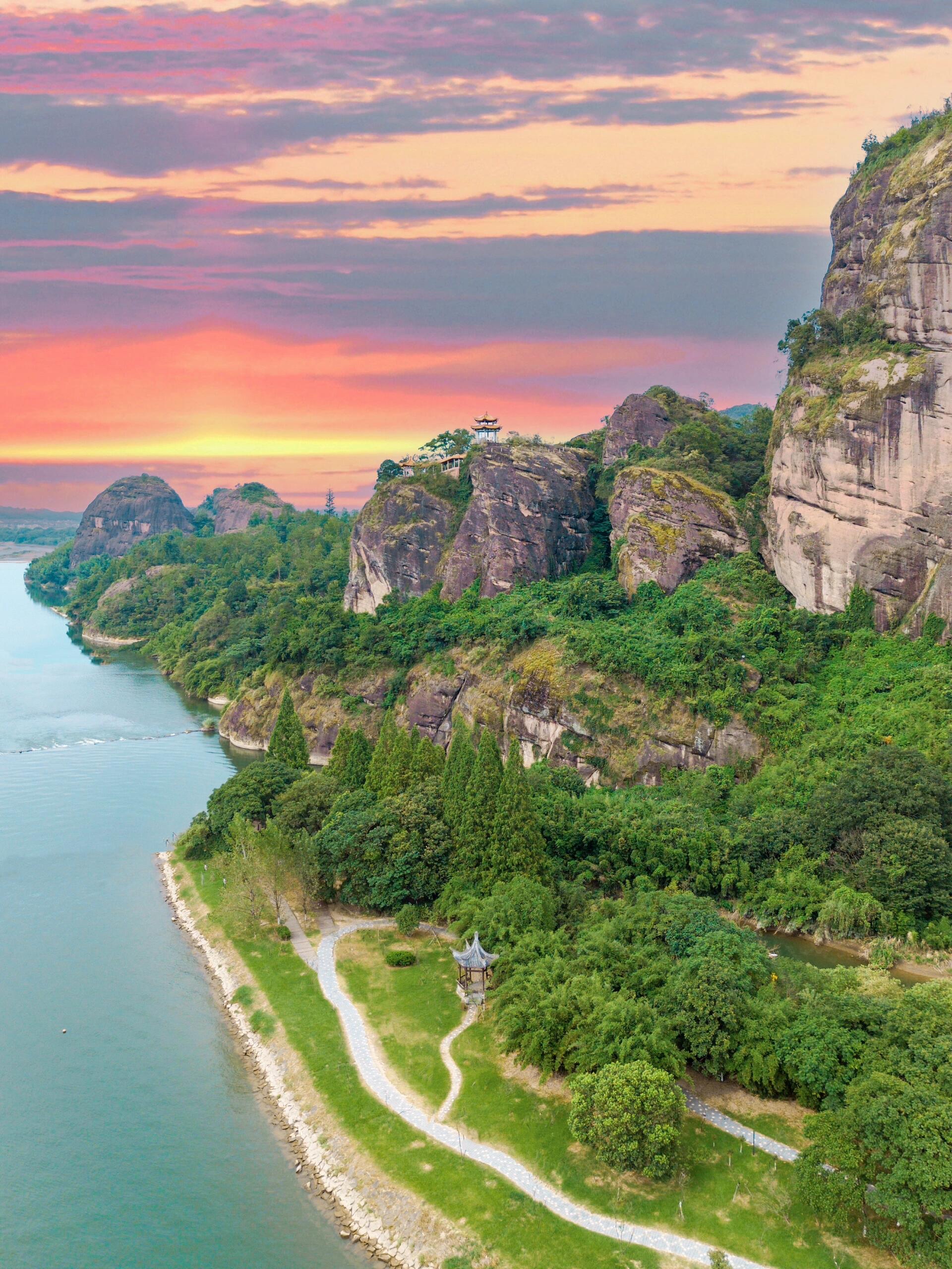 龙虎山标志性风景图片图片