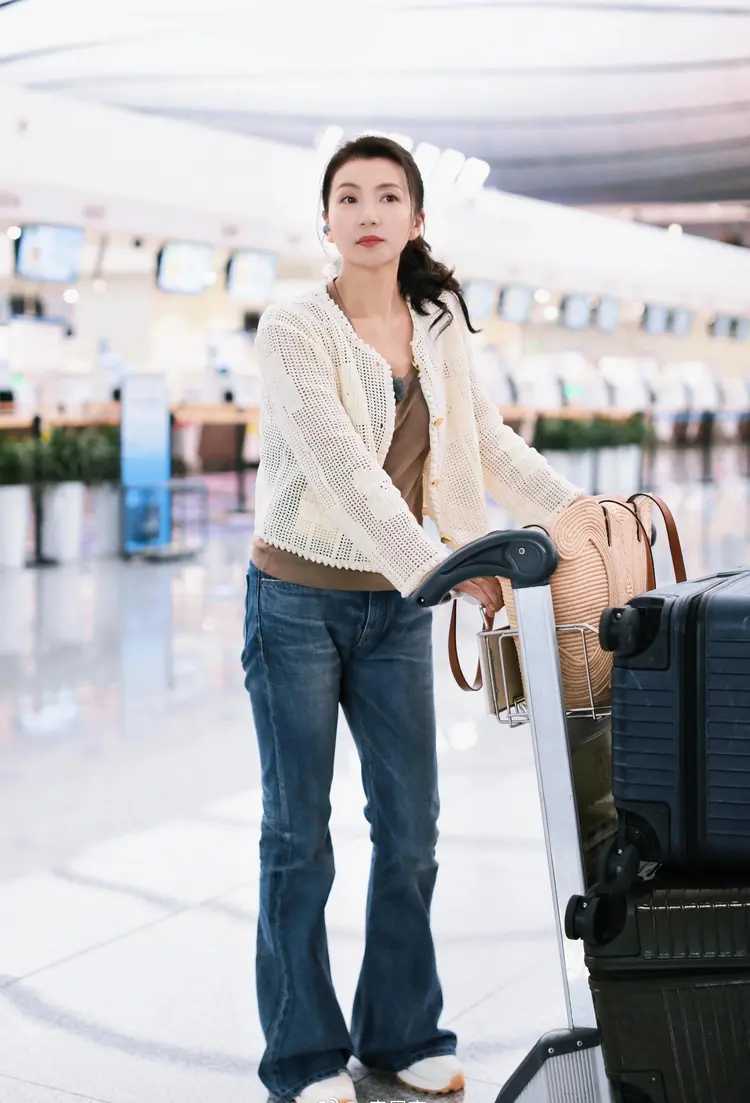 陈好不愧是"万人迷",即使素颜也挡不住她的美丽!