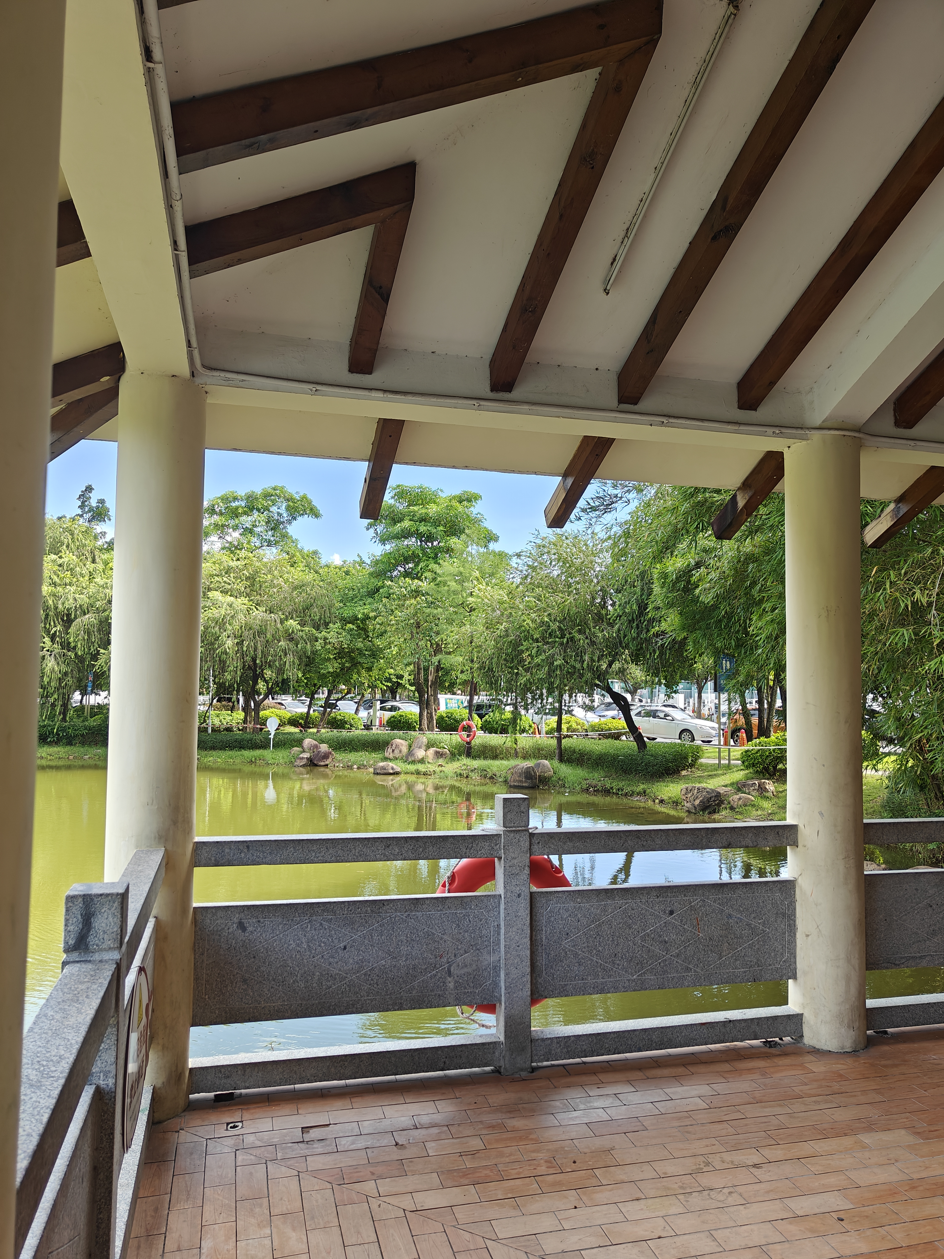 松岗麒麟山公园