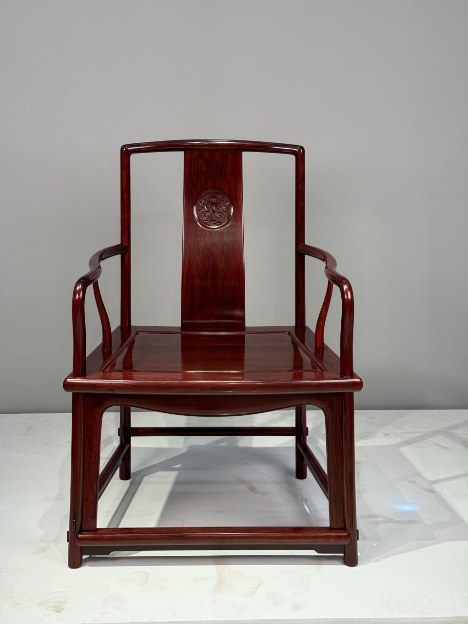 印度小叶紫檀扇形官帽椅