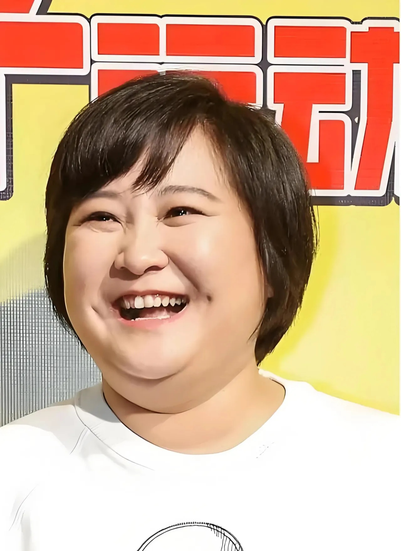 为什么贾玲瘦了却人人喊打?现在回头看,原因其实很简单:  1.