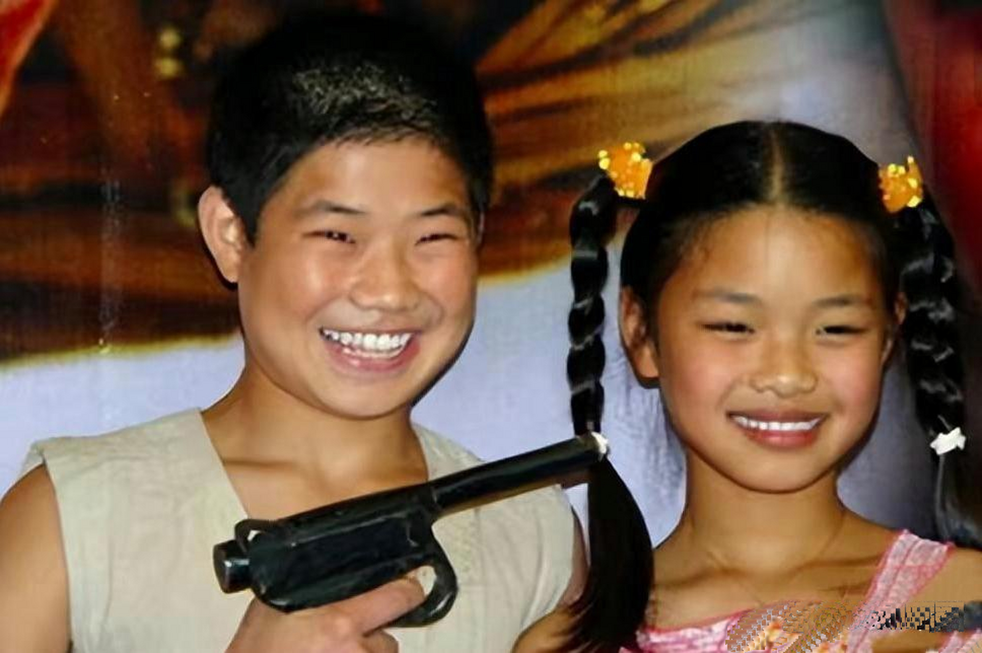 《小兵张嘎》里的小演员如今变成帅哥靓妹,变化真大