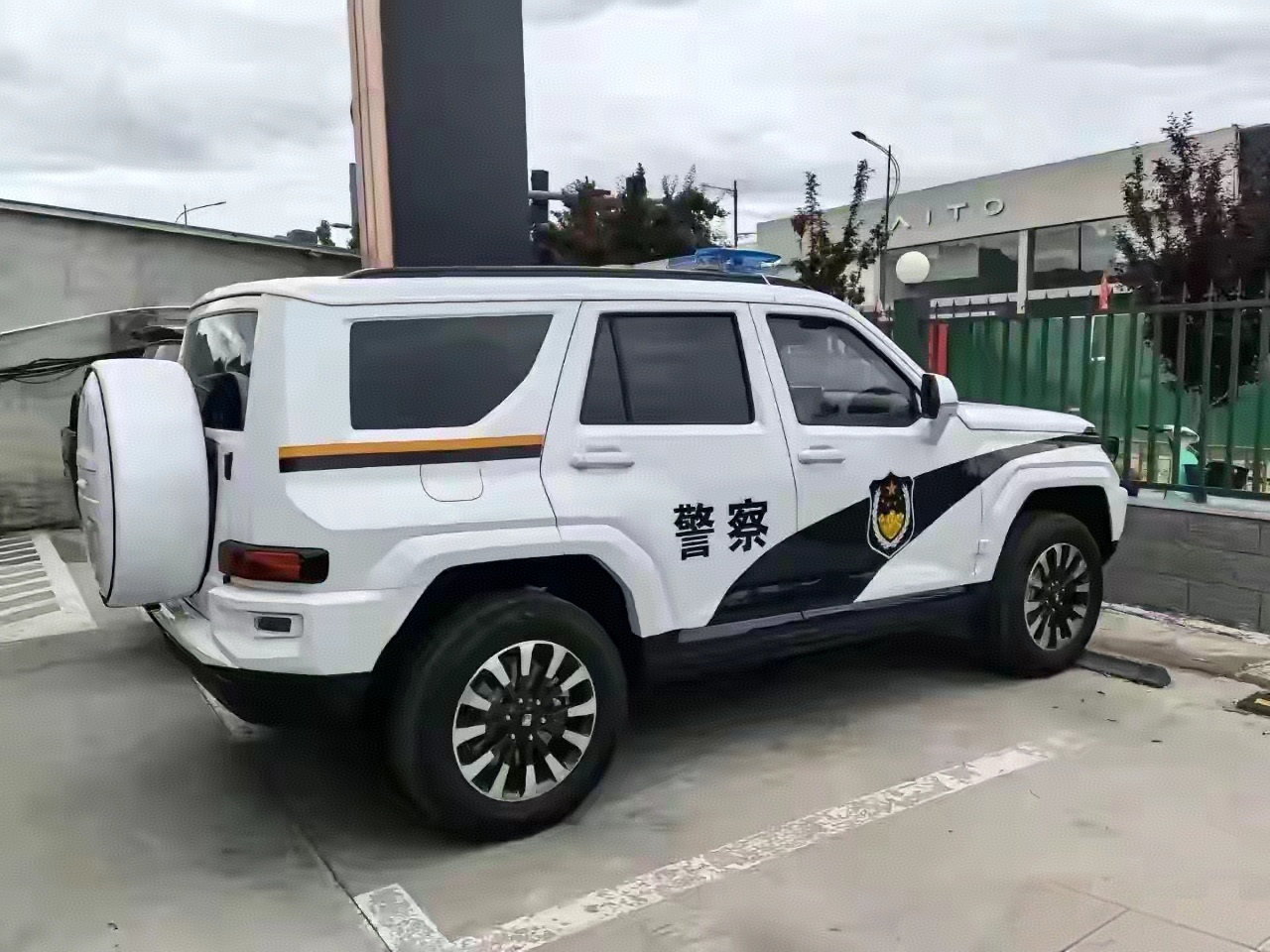 长城坦克700警车涂装欣赏.这才是威武霸气!