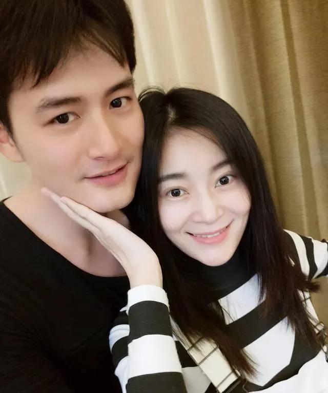 王媛可:因老公长得太帅倒追5年,婚后生下双胞胎,取名一模一样