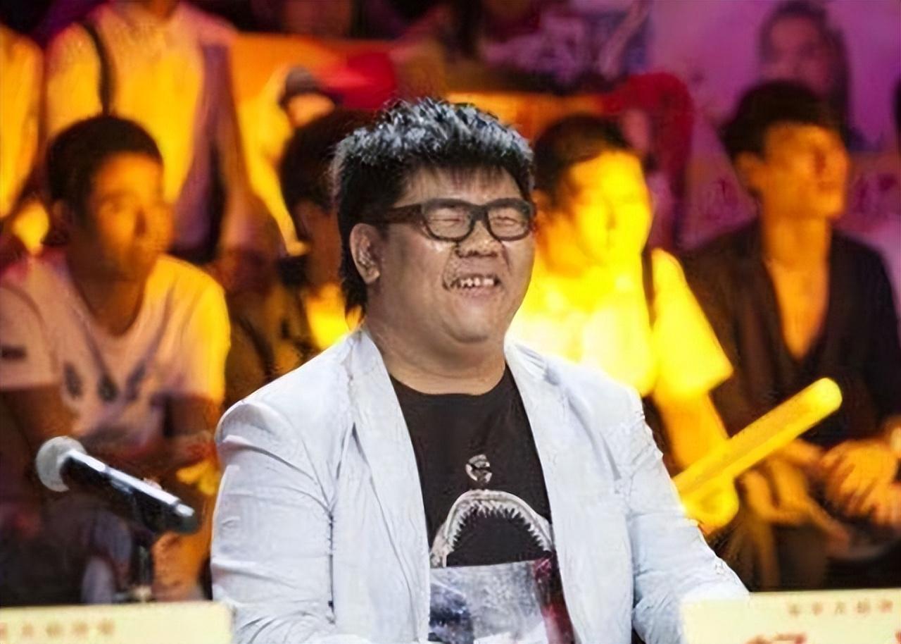 杨光在《星光大道》一夜爆红,后自我膨胀,被导演大骂滚出娱乐圈