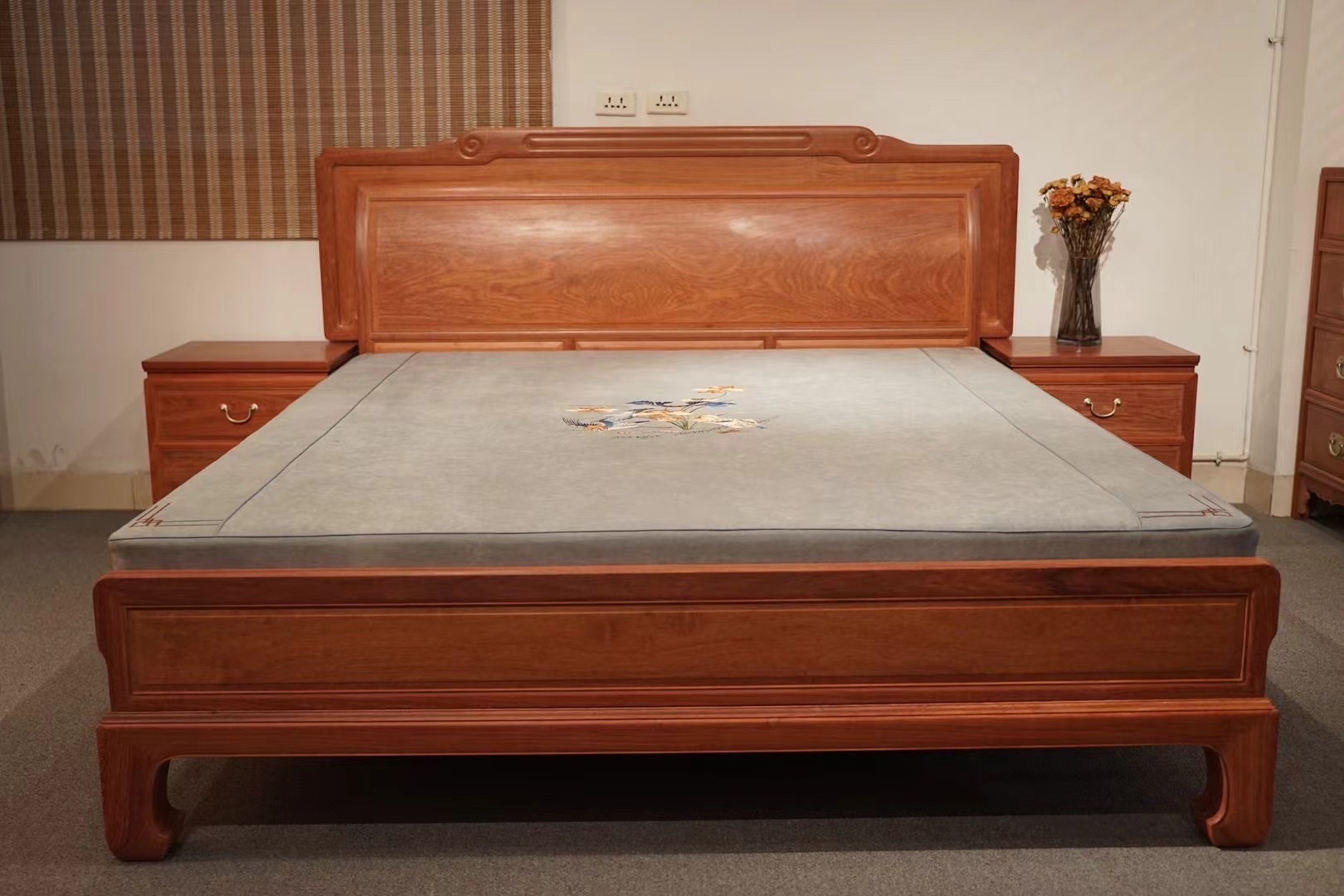 结构合理,用料精致,做工细腻,没得说