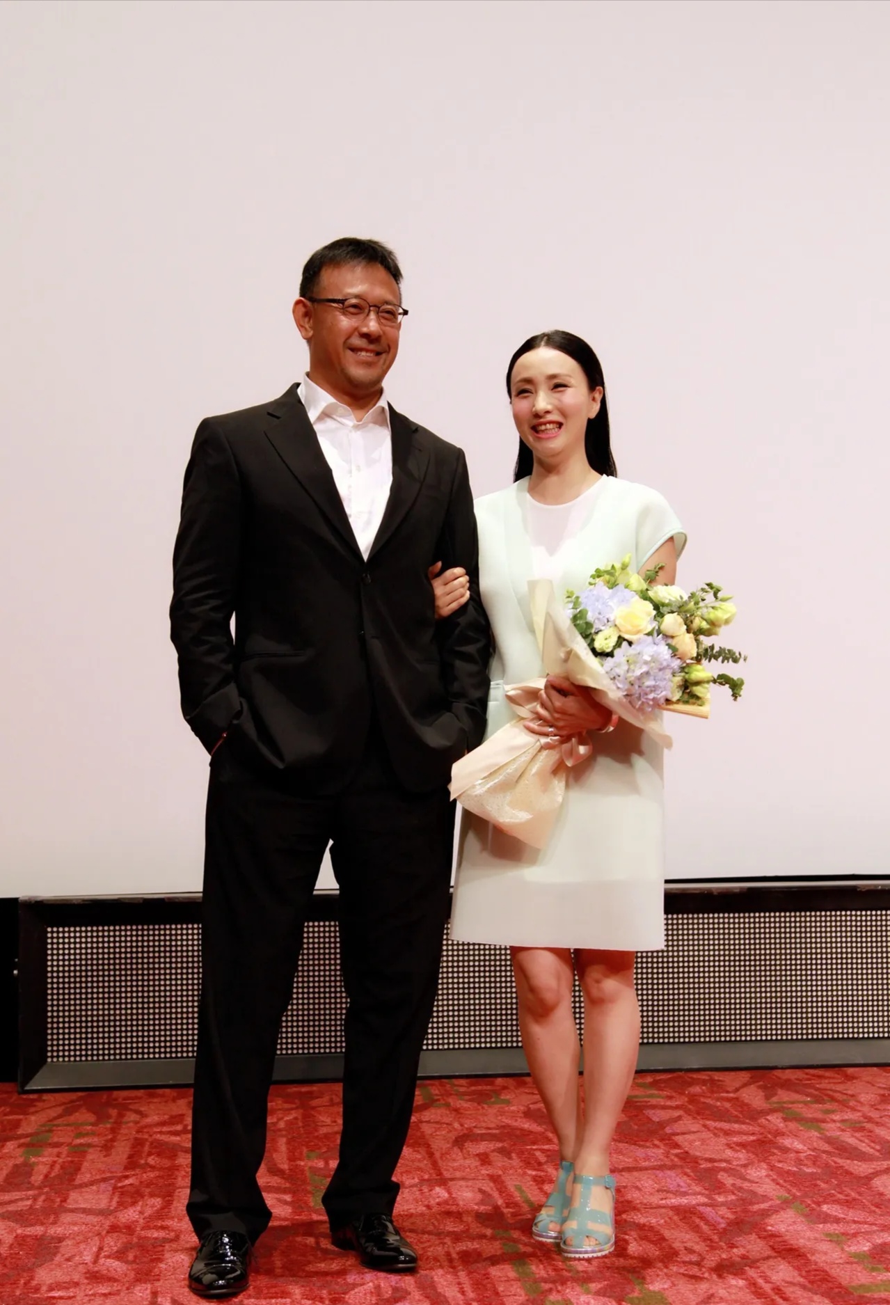 据说当年段奕宏都喜欢过她,这44岁状态太好了,一点都不老.