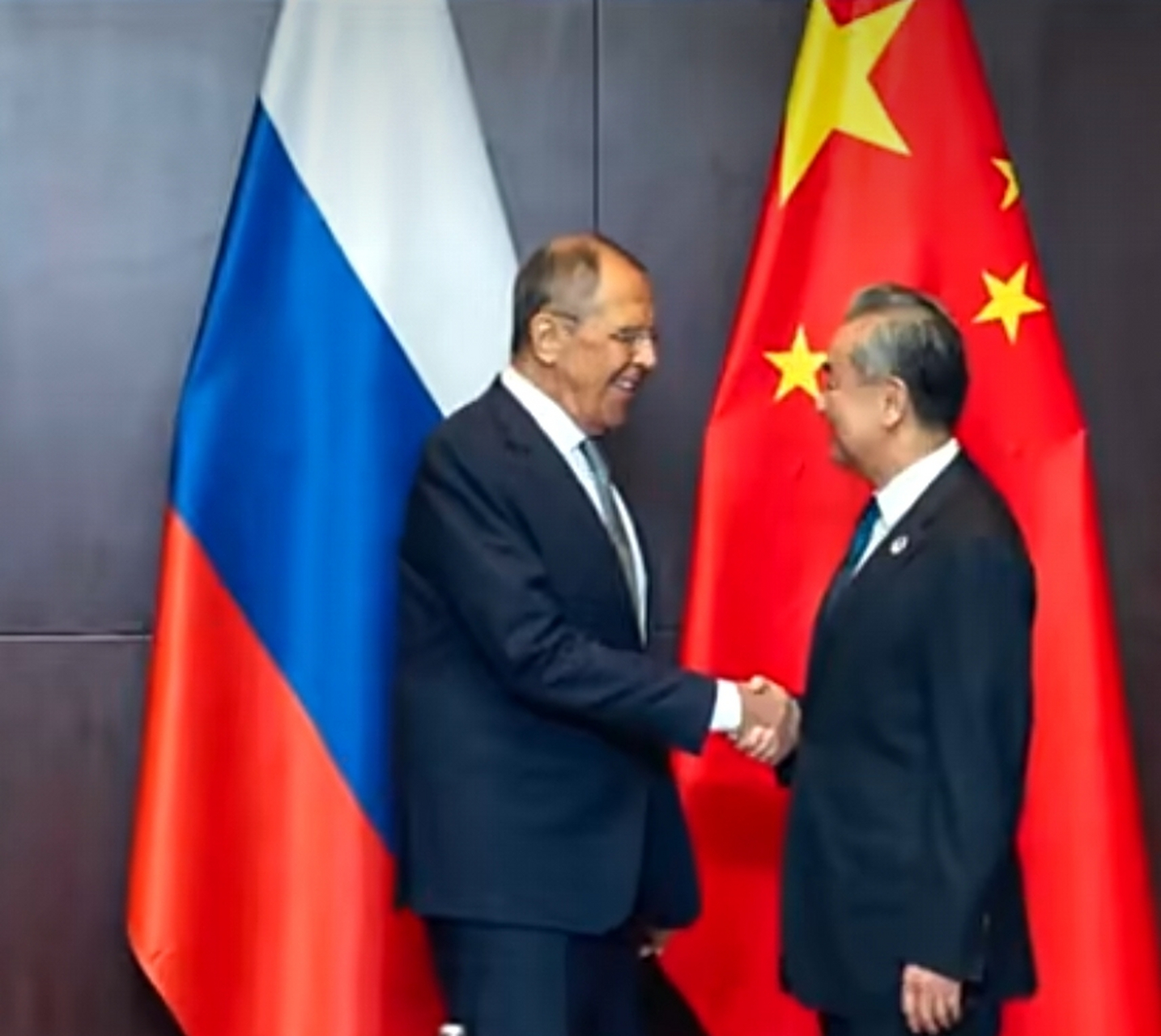 乌克兰危机后俄乌关系(乌克兰危机后俄罗斯对外政策)