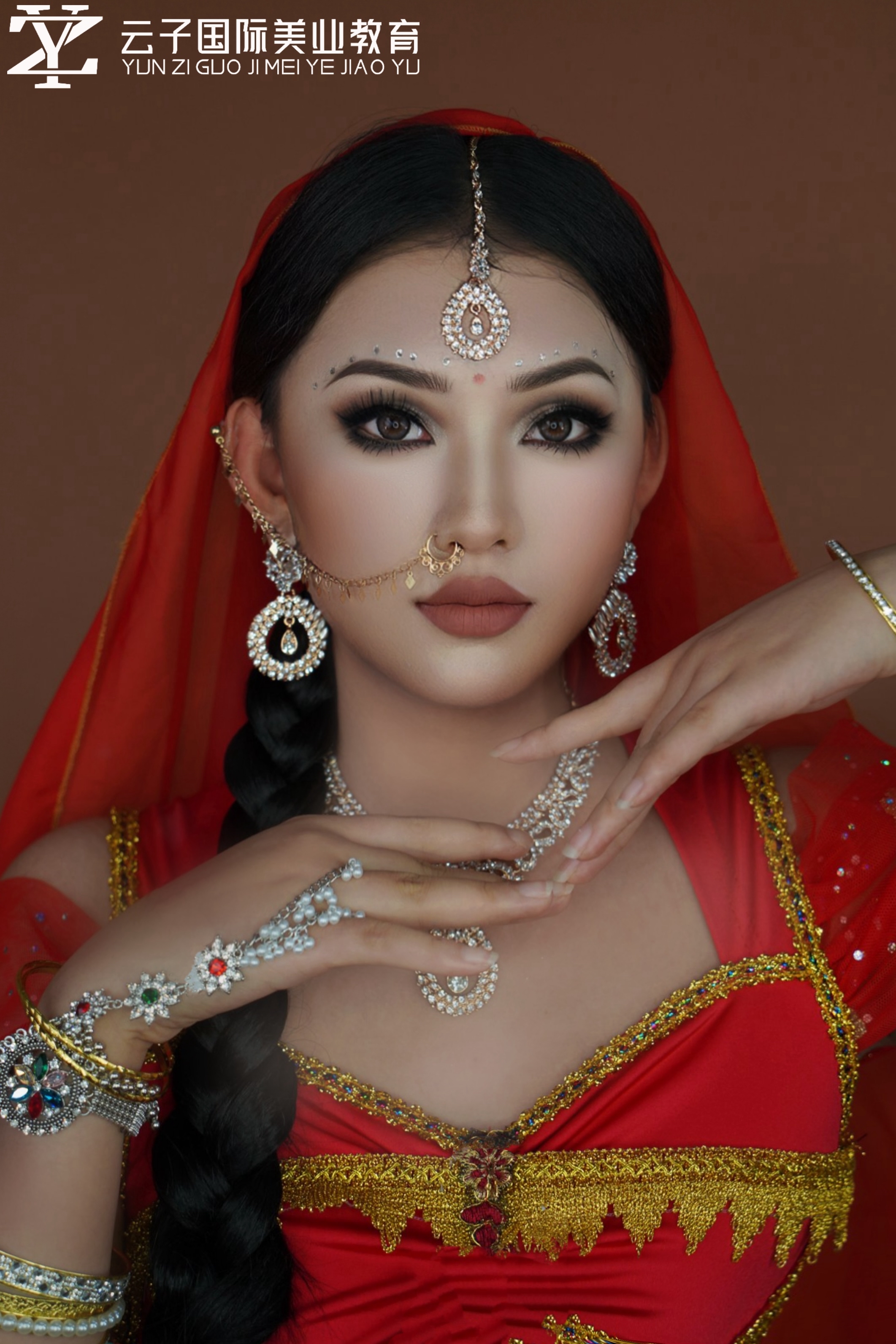 异域风情·印度妆:穿越千年的绮丽梦境